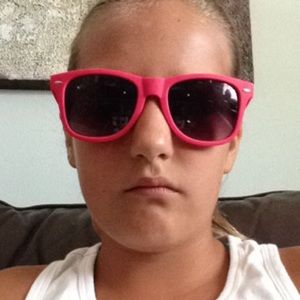 Meet your Posher, Grace